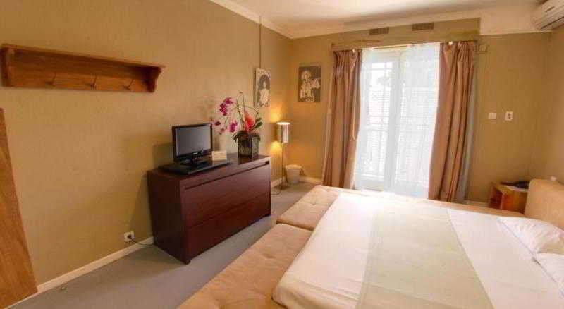Hotel Exsel Ermitage Сен-Жиль-ле-Бэн Экстерьер фото
