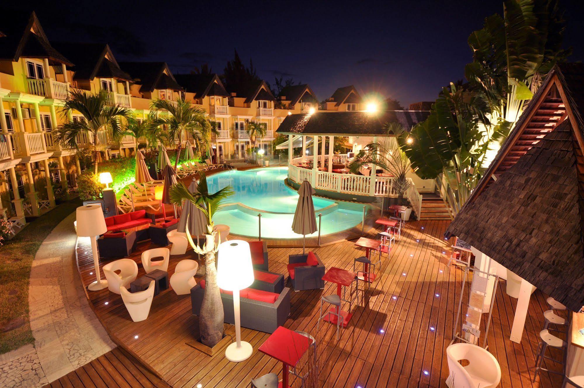 Hotel Exsel Ermitage Сен-Жиль-ле-Бэн Экстерьер фото