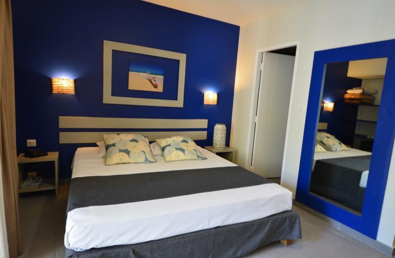 Hotel Exsel Ermitage Сен-Жиль-ле-Бэн Экстерьер фото